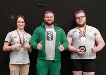 Jėgos trikovės čempionate nuolat skambėjo Biržų vardas