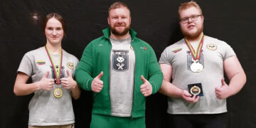 Jėgos trikovės čempionate nuolat skambėjo Biržų vardas