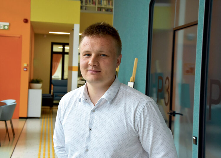 Išpildė vaikystės svajonę – įkūrė bičių paštą