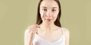 Spuogai ir egzema: o jei abu iškart? Odos priežiūra ir patarimai