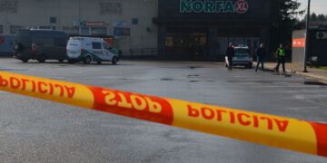 Bandyta išplėšti „Norfoje” esantį bankomatą