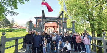 Tiltai, jungiantys Biržus ir biržiečius