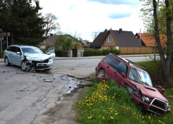 Susidūrė automobiliai