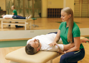 Kiek kainuoja laukti? Reabilitacijos vengimas – tyli problema, kuri gali baigtis komplikacijomis