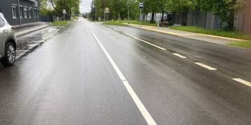 Provokuoja kirsti ištisines linijas?