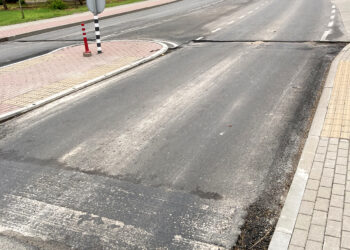 Kelyje į sostinę – griovys aštriais kraštais