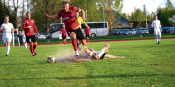 Pirmasis mačas namuose pažymėtas pergale