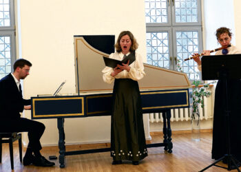 Bendrystė su senąja muzika