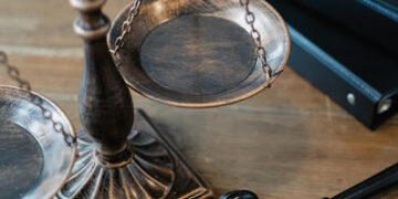 Disponavo narkotinėmis medžiagomis ir jas platino