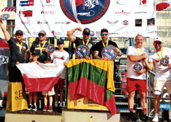 Ugniagesiai toliau skina medalius varžybose