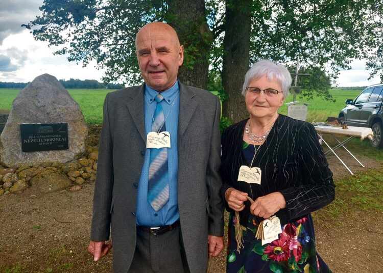 Susitiko Kėželių mokyklos buvę mokiniai