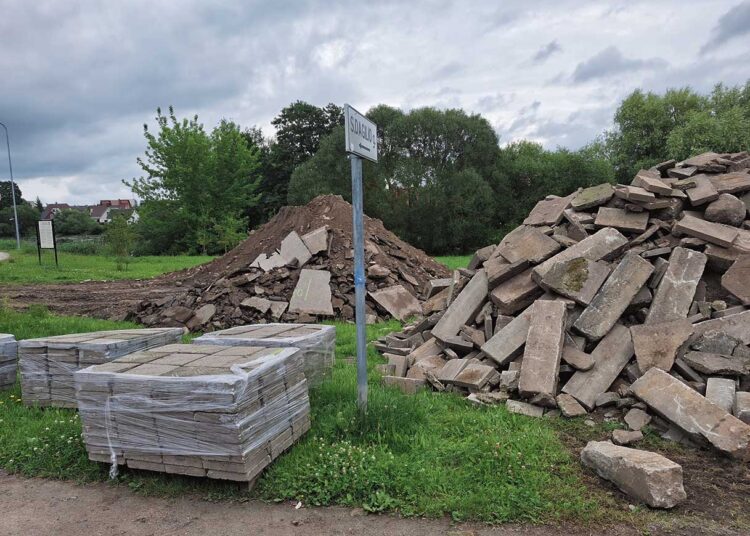 Nepagarba žuvusiems ir jų gelbėtojams ar tik „darbas objekte“?