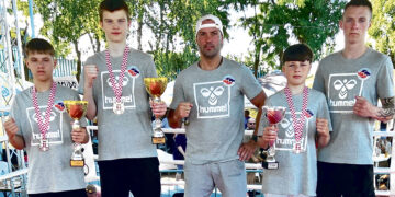 Boksininkai kovojo turnyre Slovakijoje