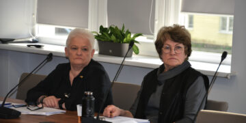 Iš politinės mažumos valandos