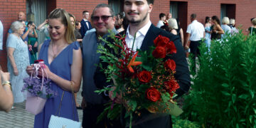 Įteikti brandos atestatai