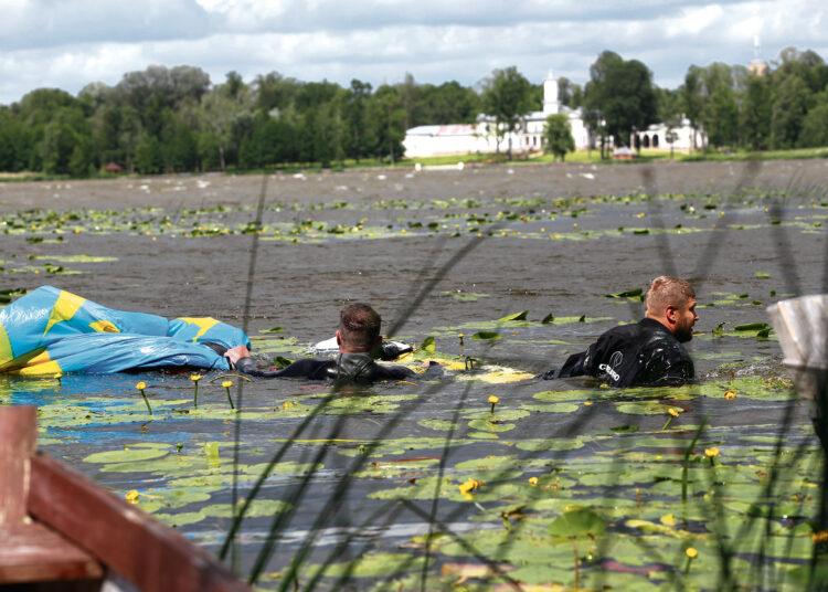 Rizikingos pramogos mėgėjas gelbėtojų pagalbos atsisakė