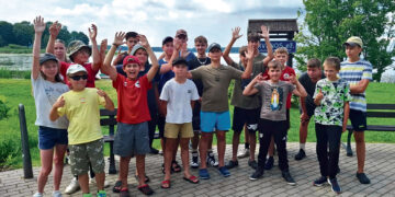 Širvėnos tiltą užgulė žvejai