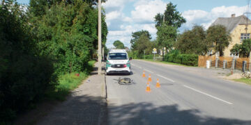 Kliudė neblaivų dviratininką