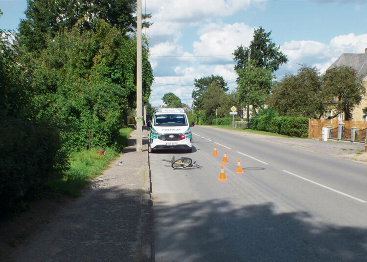 Kliudė neblaivų dviratininką