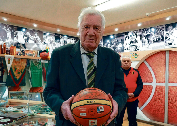 Mintys apie darbą neapleidžia ir išėjus užtarnauto poilsio