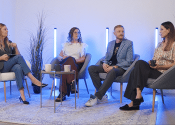 Patarimai tėvams, mokytojams ir vyresnio amžiaus žmonėms: kaip atpažinti sukčius ir neįkliūti į jų spąstus