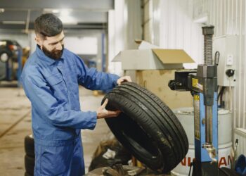 Spalio pradžia – tinkamiausias metas paruošti automobilį žiemai