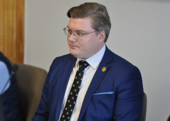 Klaidūs pagarbos ir pagerbimo raizginiai Biržų savivaldybėje