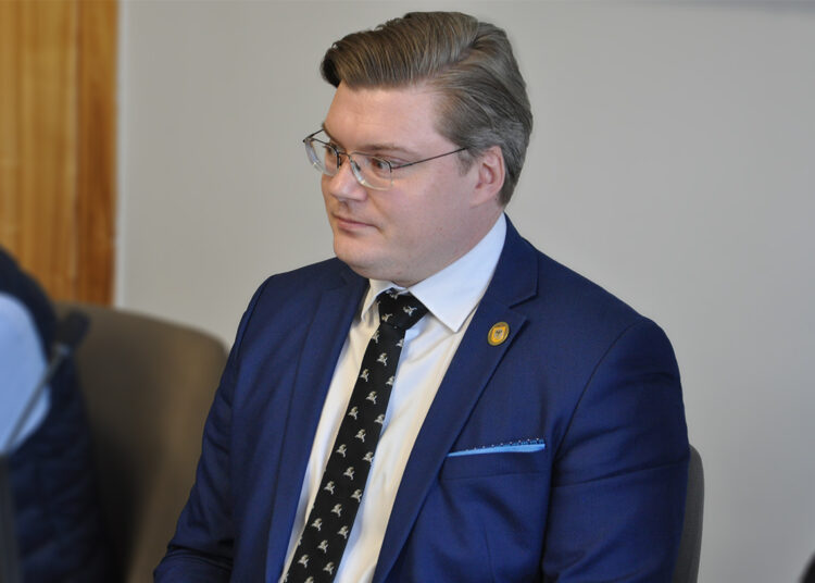 Klaidūs pagarbos ir pagerbimo raizginiai Biržų savivaldybėje