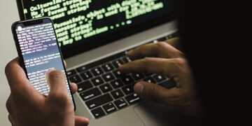 Sukčių auka: galvojo, kad moka baudą