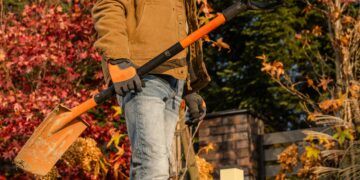 Rudens darbai kieme: ar jūsų vartai pasiruošę žiemai?