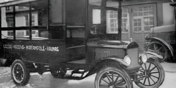 Pirmieji autobusai Biržų apskrityje, arba – pirmosios Biržų keleivinės (1)