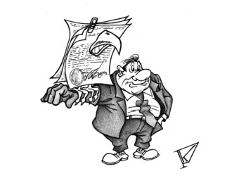 Politikas atakuoja valdžią