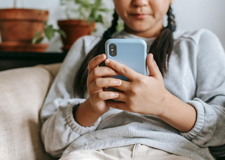 Rūkymą pakeitė mobilieji telefonai