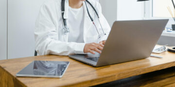 Neveikianti e.sveikatos sistema trukdė gydytojų darbą ir pykdė pacientus