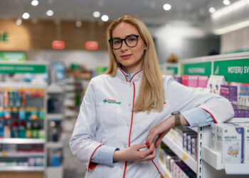 Vitaminas D: „Eurovaistinės“ vaistininkė pataria, ką daryti, kad geriau jį pasisavintume