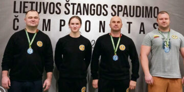 Štangos spaudimo čempionate – gausybė medalių