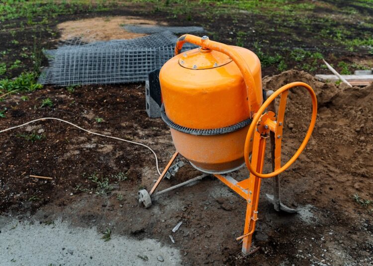 Kokią betono maišyklę rinktis smulkiems statybos darbams?