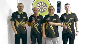 Biržų smiginio klubas Lietuvai prisistatė su trenksmu