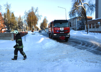 Iškvietimai dėl „sproginėjančios“ krosnies, degančios vonios, nukritusios moters