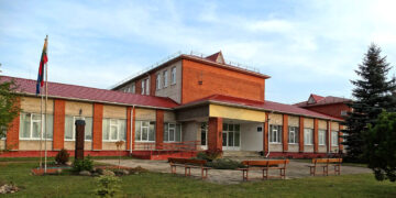 Papilyje neliks pagrindinio ugdymo?