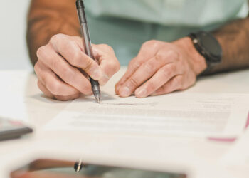 „Atsibudo“ ne tik barsukai, bet ir politikai