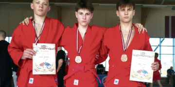 Sambo varžybose iškovojo prizines vietas