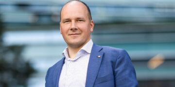 Gimstamumo krizei spręsti reikia drastiškų priemonių?