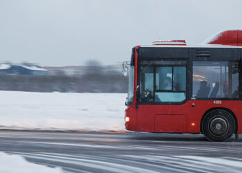 Autobusuose galės atsiskaityti ir banko kortelėmis