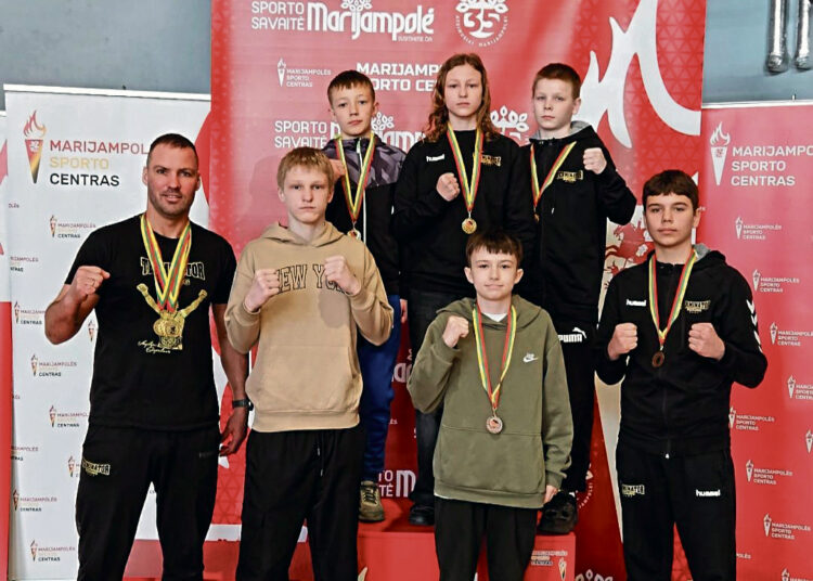 Jaunučių bokso čempionate iškovoti trys aukso medaliai