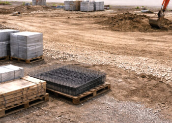 Laukiamos naujo prekybos centro „Bikuva“ statybos