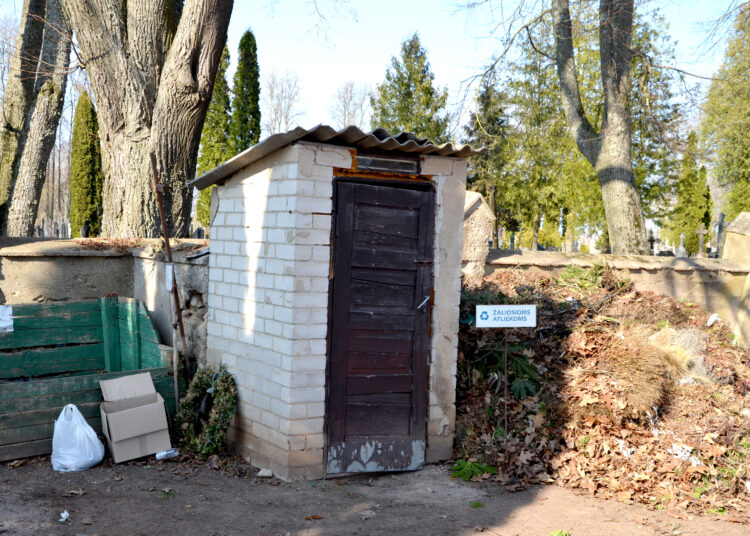 Velykinis pažadas: senas tualetas bus sutvarkytas, atsiras ir biotualetas