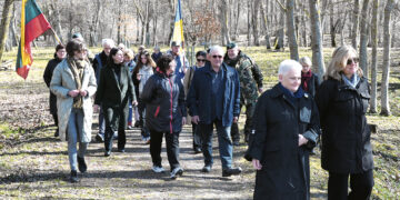 Biržų krašto vaikams – atminties ąžuolai