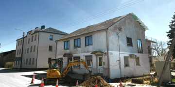 Atnaujintame name įsikurs klinika, bus įrengti butai