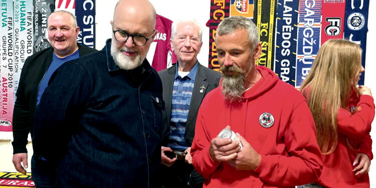 Parodos atidaryme: apie tarnystę futbolui ir futbolo kultūros auginimą
